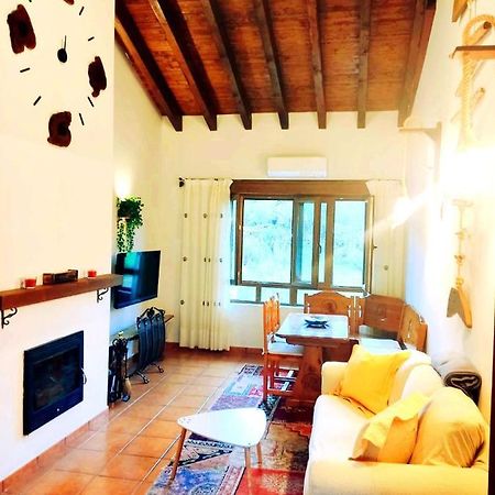 La Casita De La Montana Apartment Alba De Los Cardanos Bagian luar foto